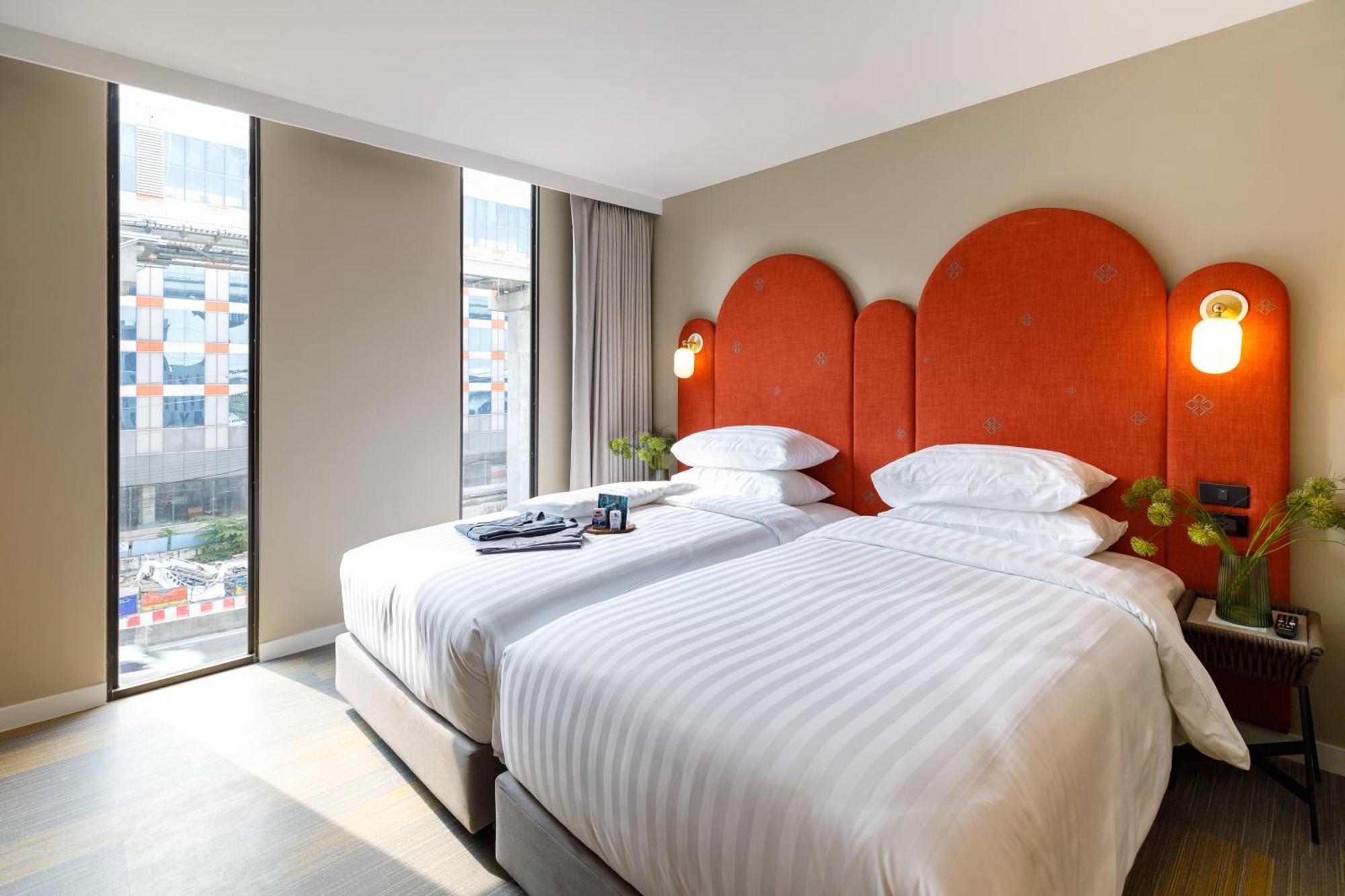 Benjarong Hotel Бангкок Экстерьер фото