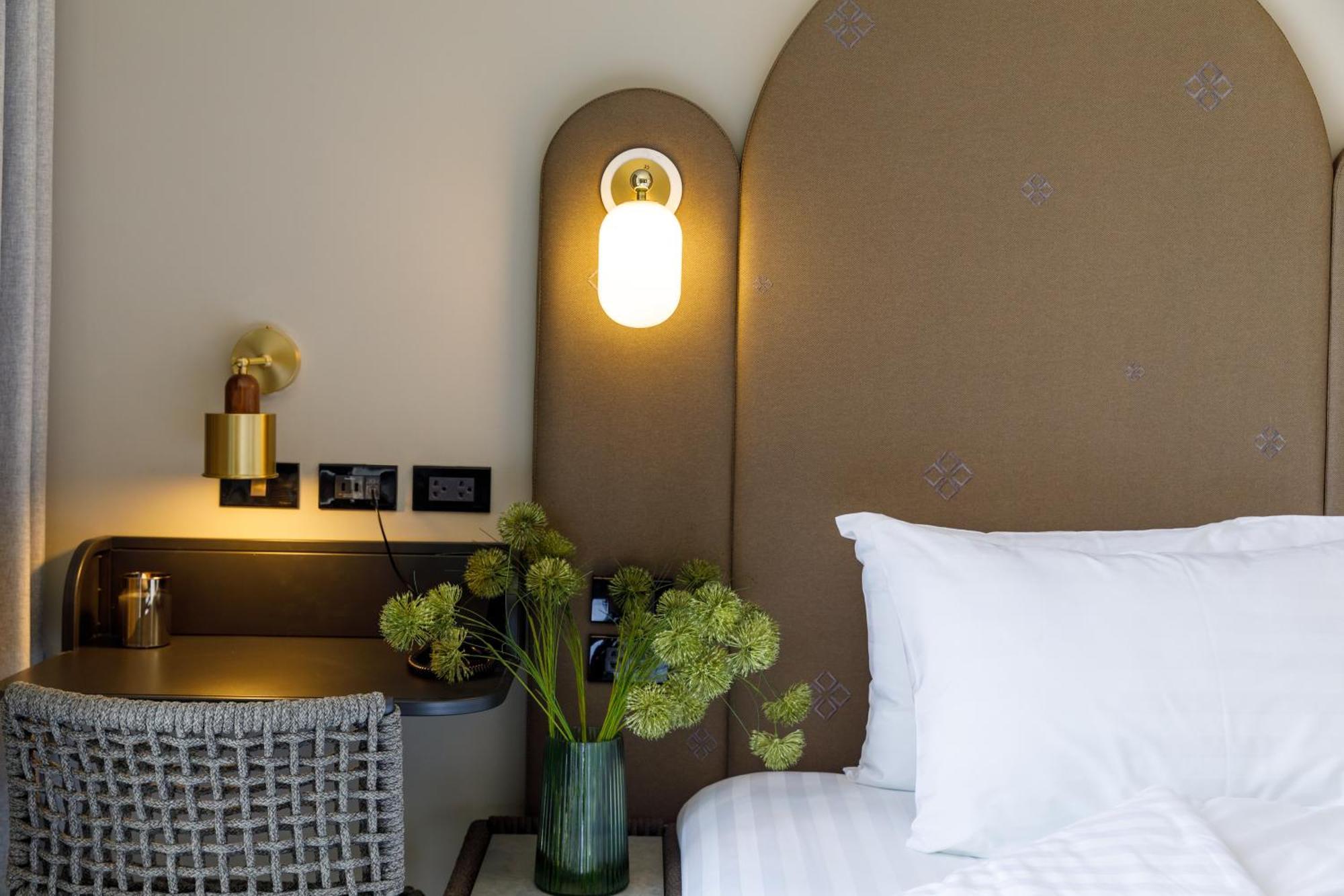 Benjarong Hotel Бангкок Экстерьер фото