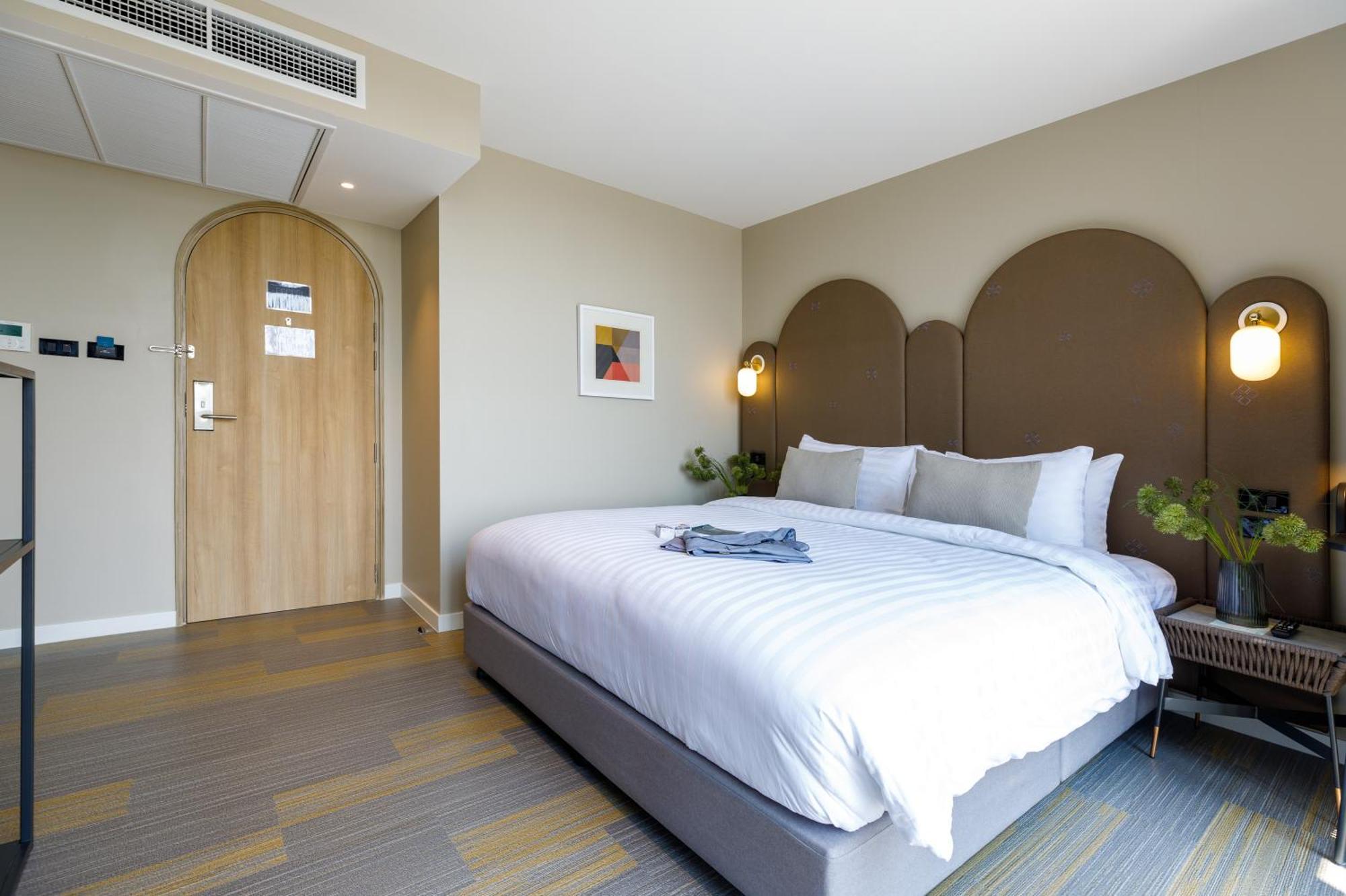Benjarong Hotel Бангкок Экстерьер фото